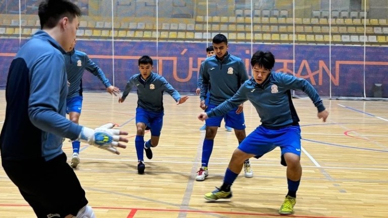 Kyrgyz futsal team U-19 to play friendly matches against Kazakhstan