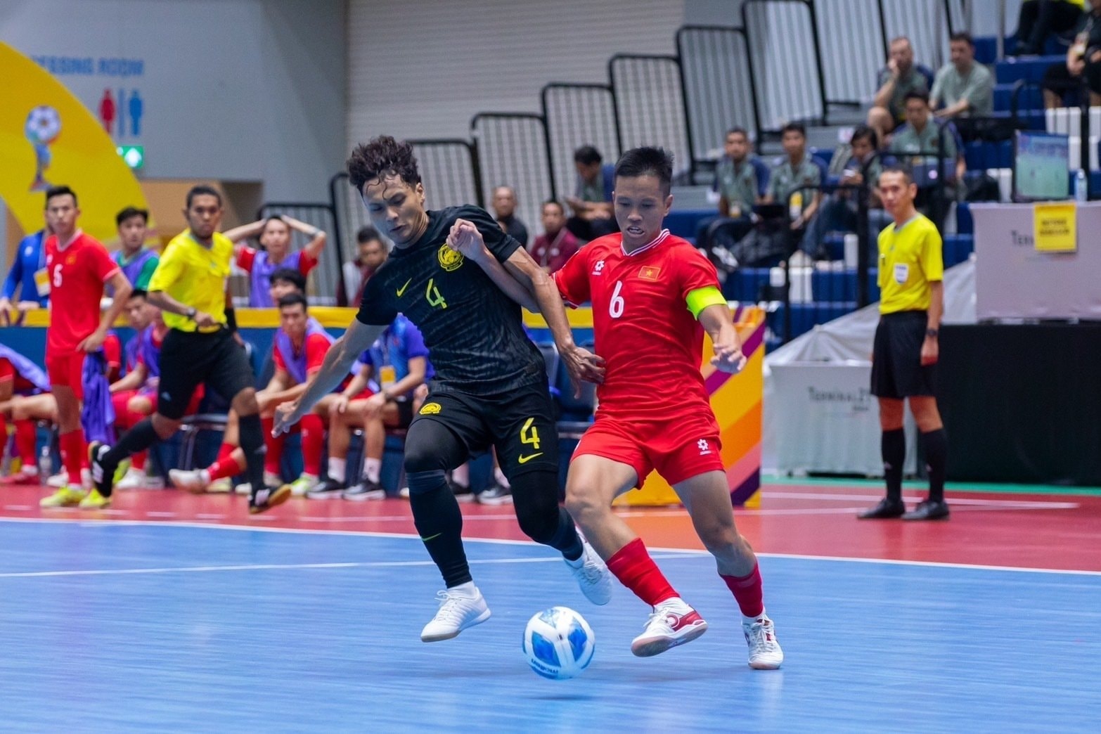 Vietnam futsal team beat Brunei 14-0